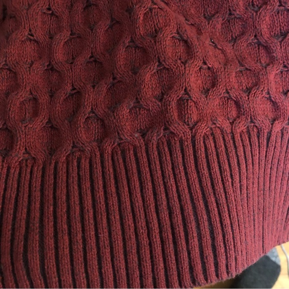 Red knit turtleneck sweater - Picture 5 of 6